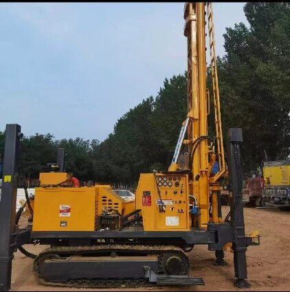 黄山岩石井施工